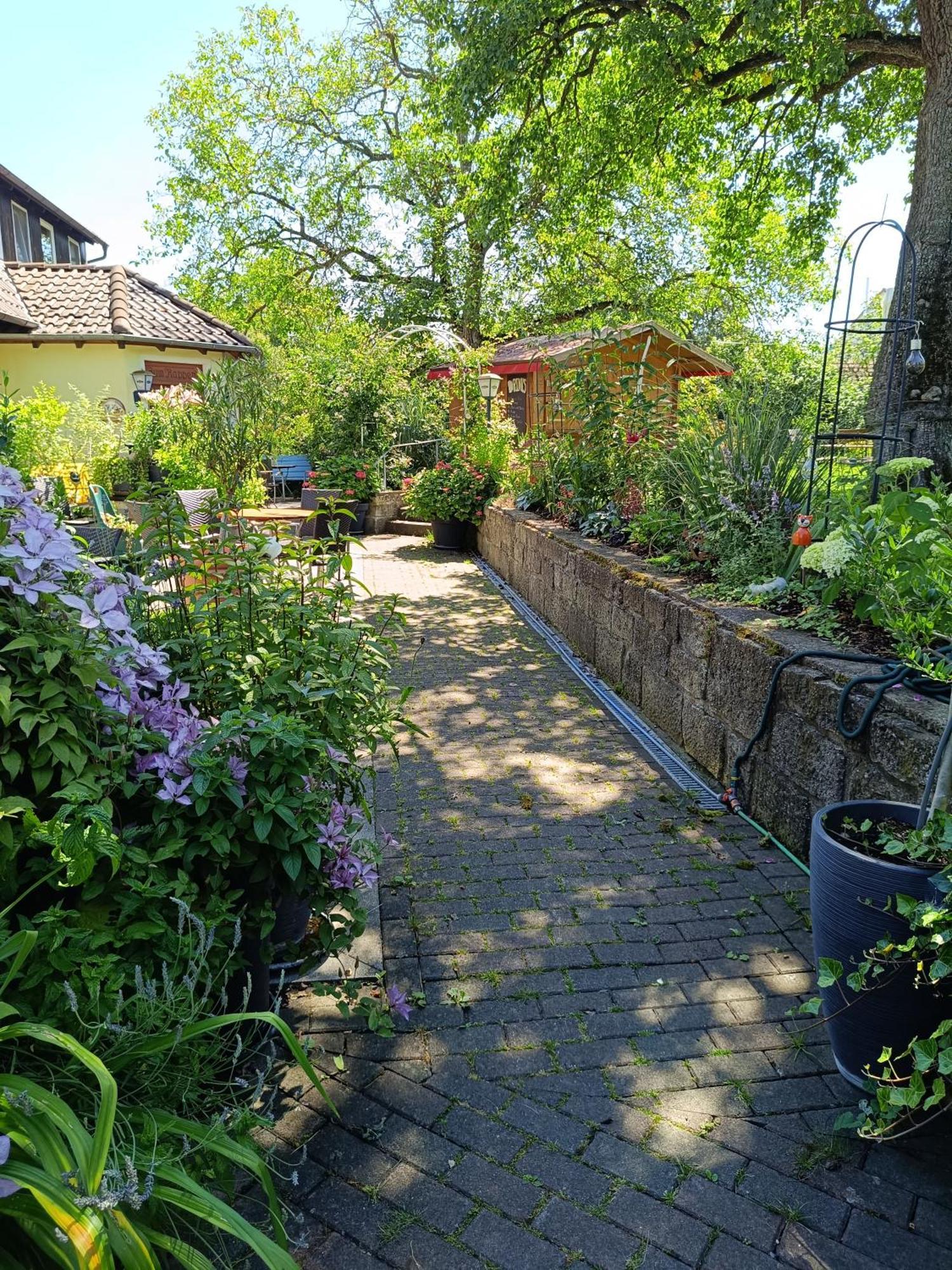 Hotel Landgasthof Zum Rappen Rothenburg ob der Tauber Exterior foto