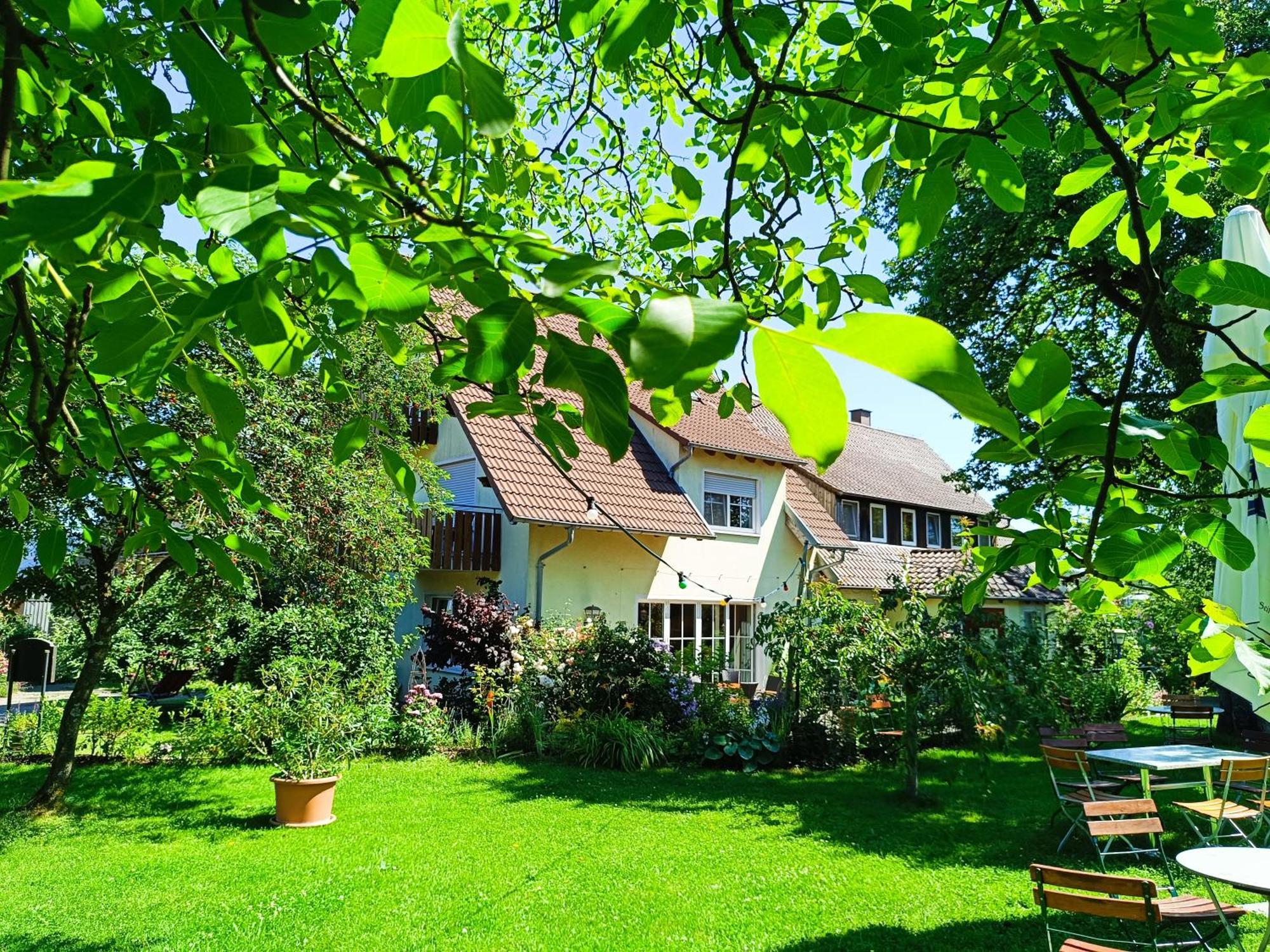 Hotel Landgasthof Zum Rappen Rothenburg ob der Tauber Exterior foto